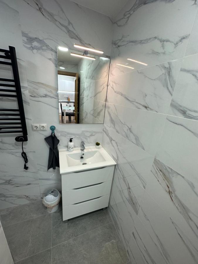 Rooms Laborde Madrid Esterno foto